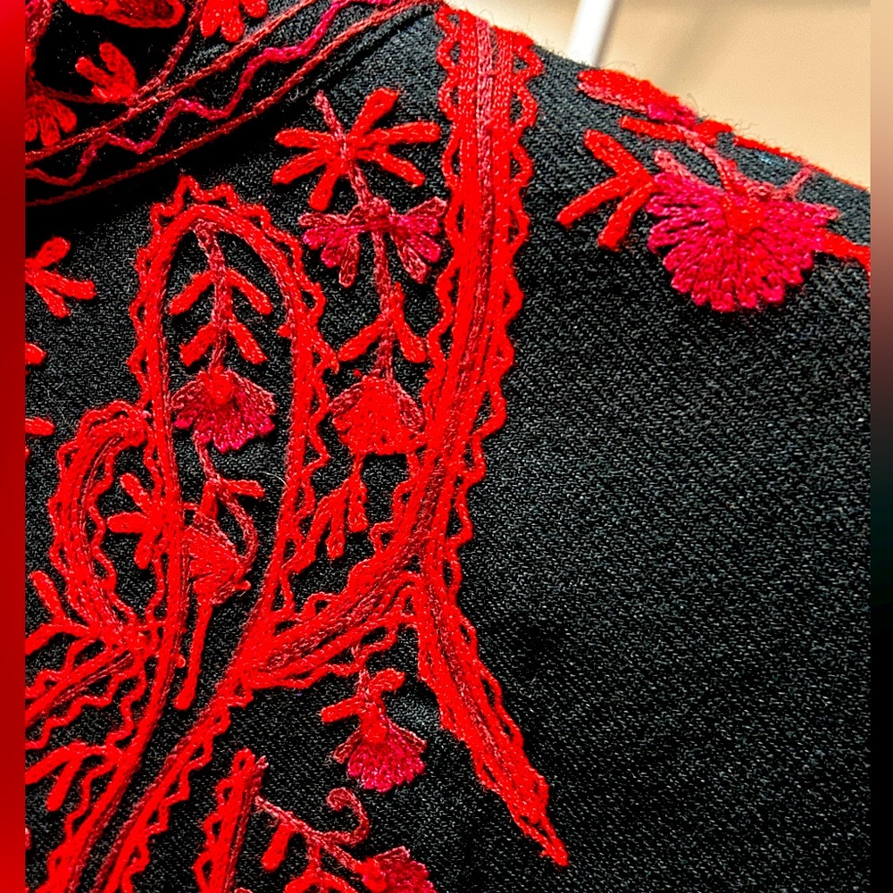 Black, red embroidered blazer oriental style button up. Wool. - Picture 6 of 8